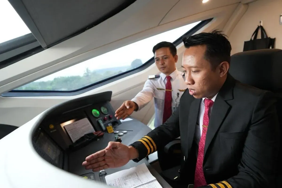 SDM Indonesia Tangani Penuh Operasional dan Perawatan Kereta Cepat Whoosh