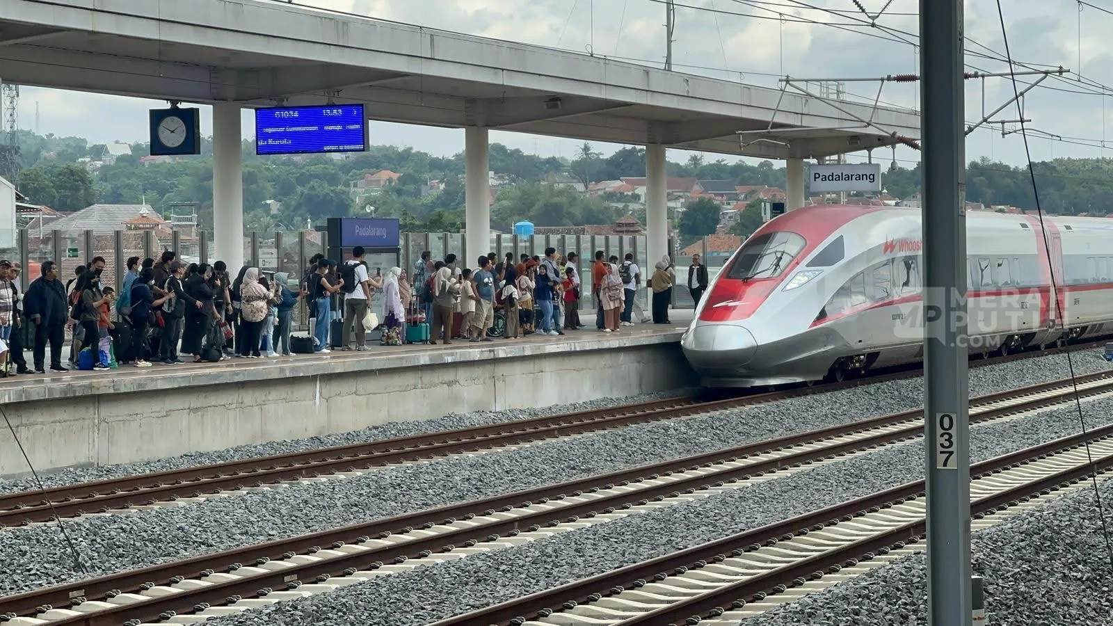 SDM Indonesia Tangani Penuh Operasional dan Perawatan Kereta Cepat Whoosh