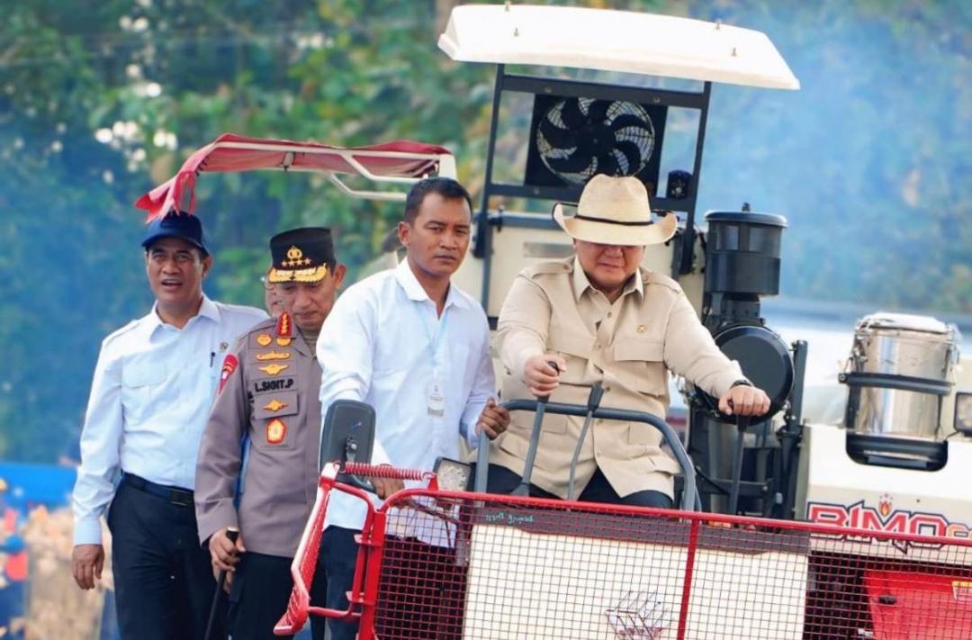 Prabowo Apresiasi Kinerja Mentan Amran, Swasembada Pangan Disebut Tercapai Lebih Cepat dari Target