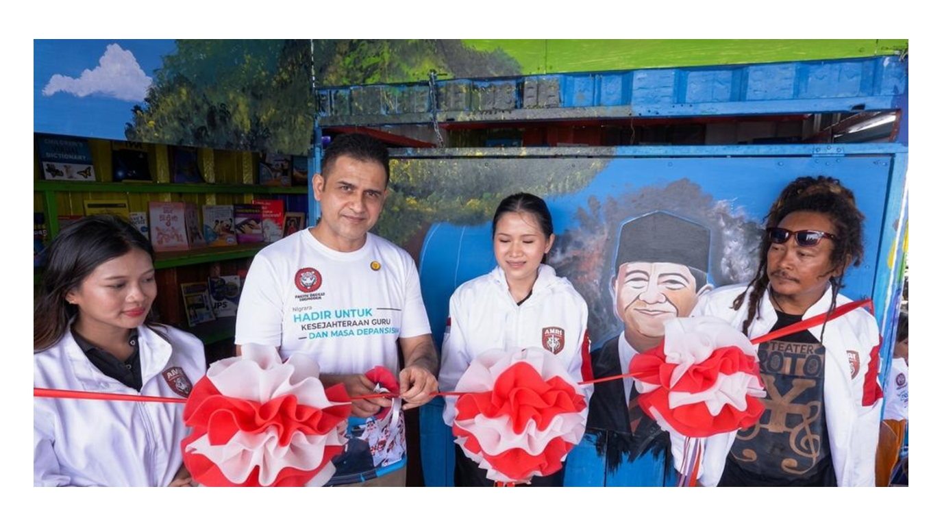 Muhammad Nazzarudin Resmikan Perpustakaan Taman Anak Pesisir dan Salurkan Bantuan Nelayan dalam Acara AMRI di Cilincing Jakarta Utara