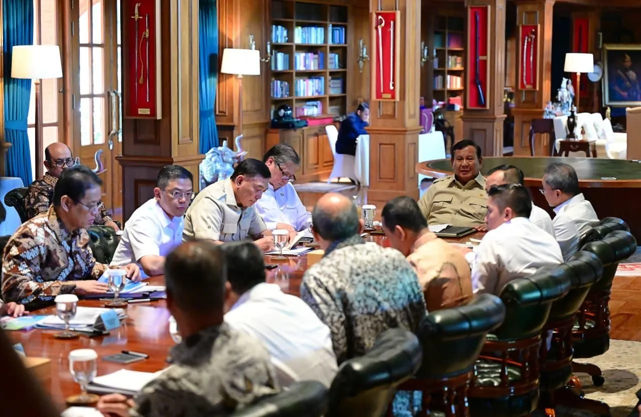 Prabowo Perintahkan Harga Khusus BBM bagi Nelayan Kapal 30–200 GT, Dukung Daya Saing Perikanan Nasional