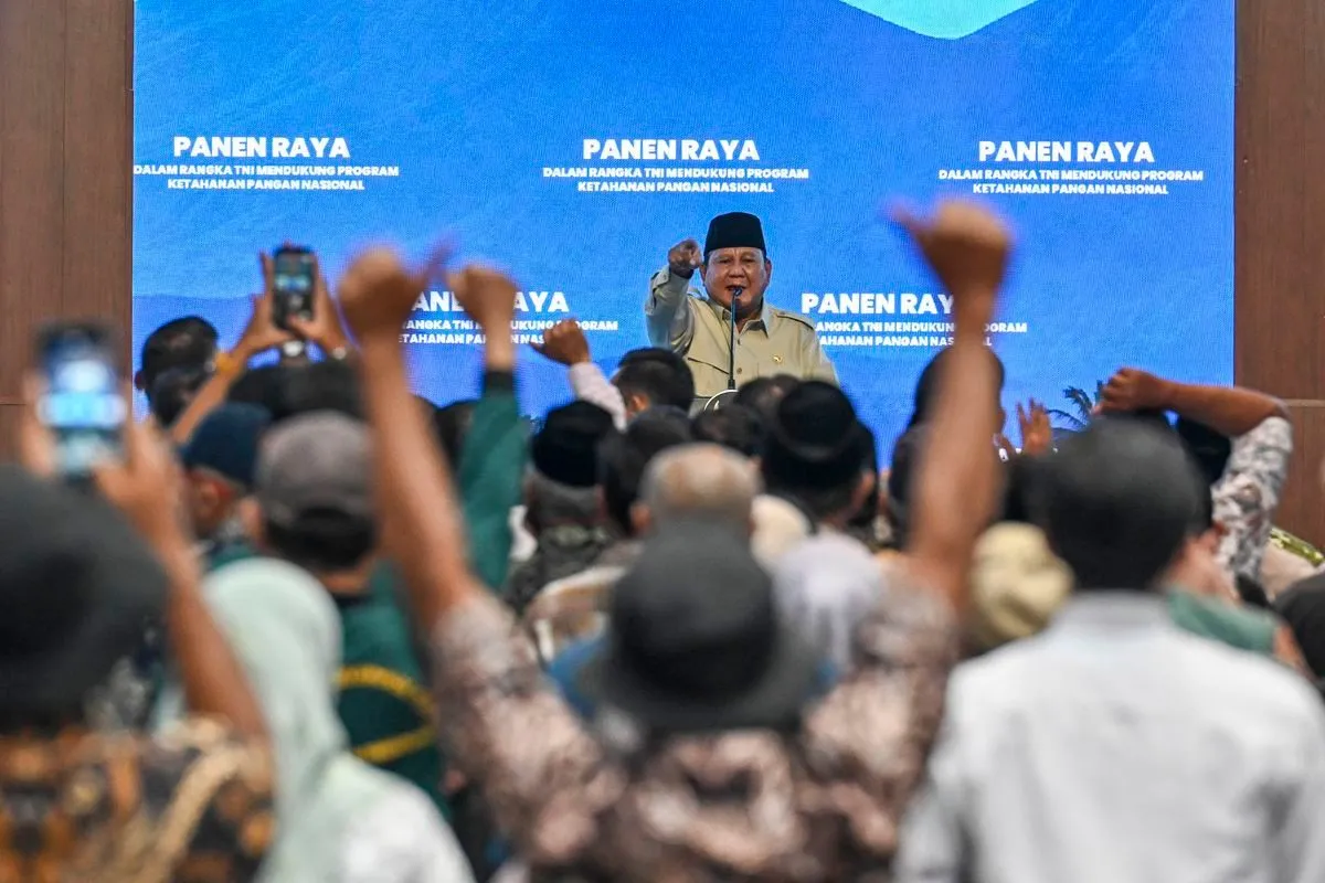 Prabowo Sentil Penolak Kesejahteraan Petani: Silakan Tanam Padi Sendiri