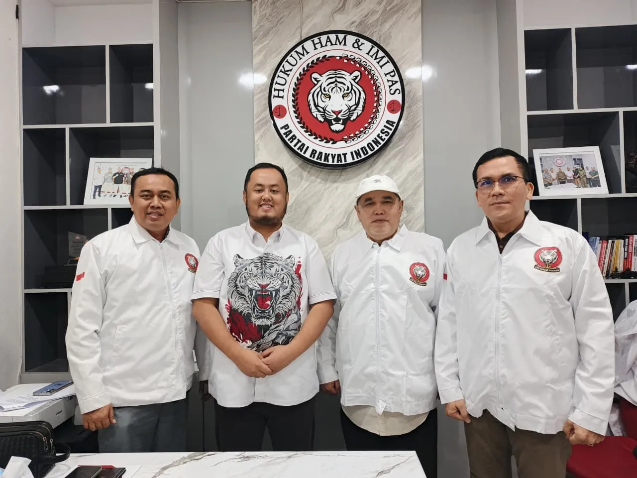 Ketua Umum LBH RI Terima Audiensi Ketua DPD Sumut, Bahas Penguatan Organisasi hingga Sosialisasi KUHP Baru dan UU Pemilu