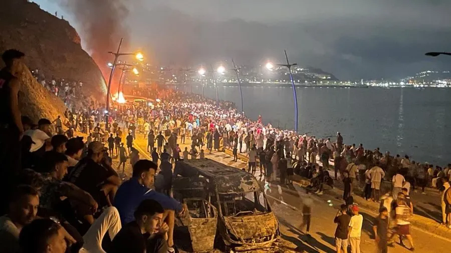 Ribuan Migran Maroko Terobos Perbatasan, Spanyol Kerahkan Tentara