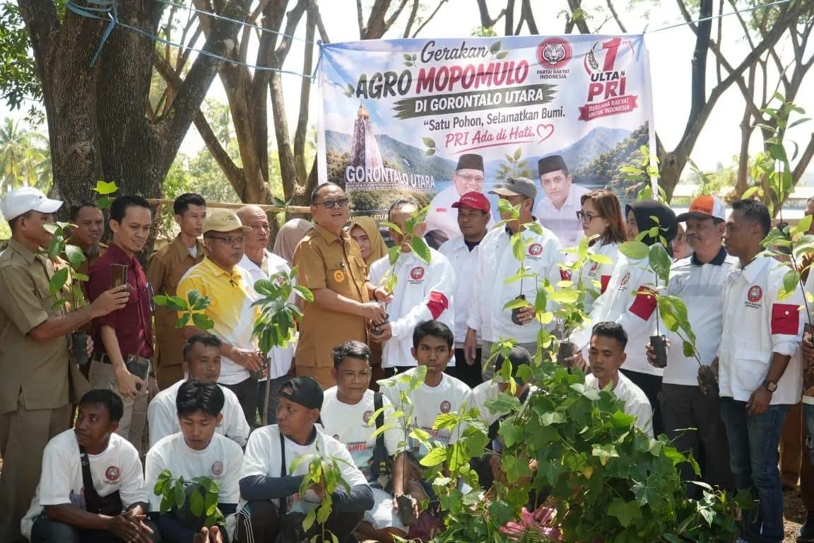 Dukung Ketahanan Pangan, Partai Rakyat Indonesia Serahkan 1.000 Bibit Pohon Buah kepada Bupati Gorontalo Utara
