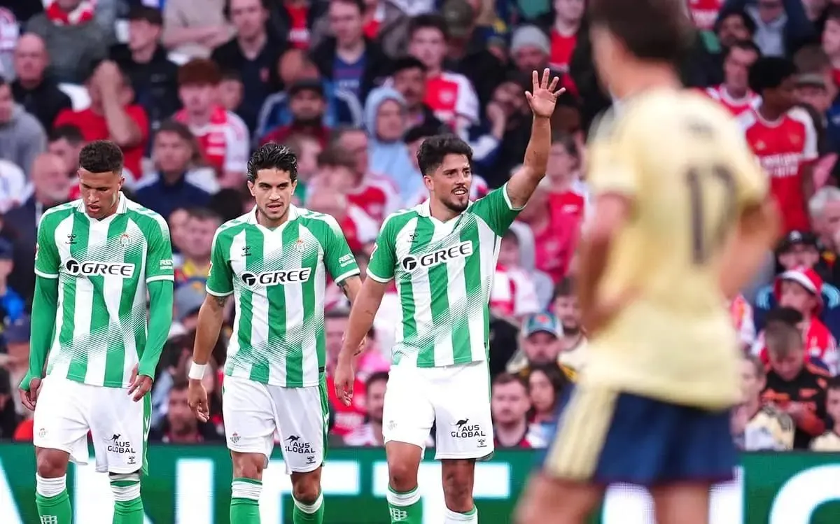 Arsenal Takluk 1-3 dari Real Betis di Laga Pramusim, Pertahanan The Gunners Jadi Sorotan