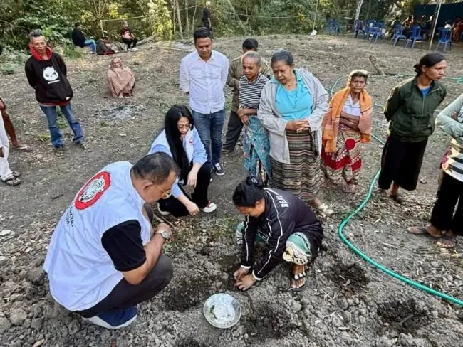 Tak Sekadar Seremonial, PRI NTT Rayakan HUT ke-1 dengan Tanam Sawi Putih di TTS