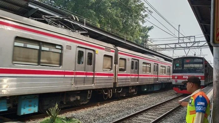 HUT ke-81 RI, KRL Jabodebek Rp8, Transportasi Jakarta Cuma Rp1