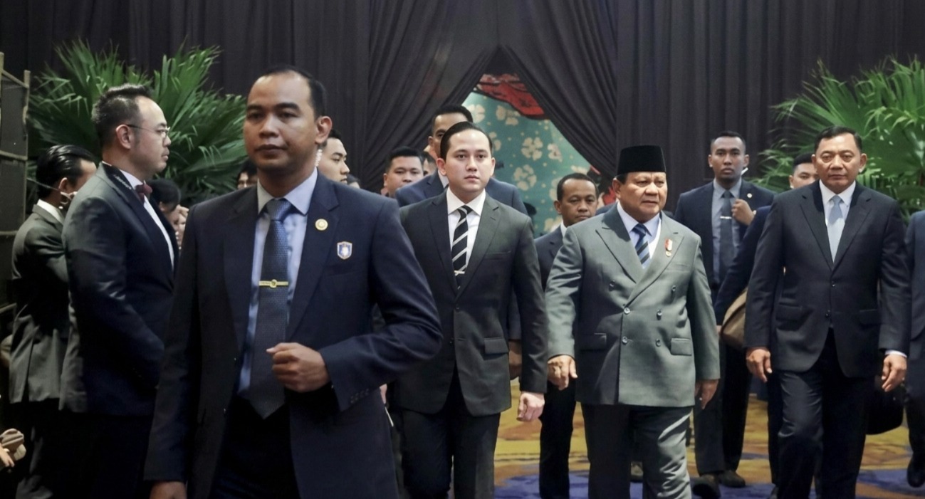 Momen Prabowo Hadiri Resepsi Pernikahan El Rumi dan Syifa Hadju, Jadi Sorotan Tamu Undangan