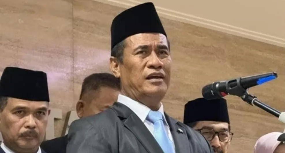 Amran Sulaiman Copot 14 Pejabat Terkait Dugaan Penyimpangan, Tegaskan Komitmen Tata Kelola Bersih