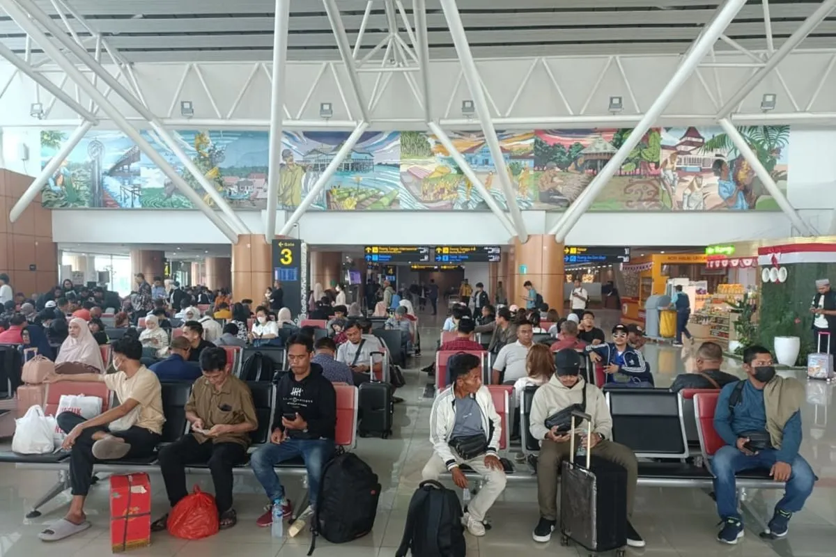 Kabut Asap Karhutla Ganggu 6 Penerbangan di Bandara Supadio Pontianak