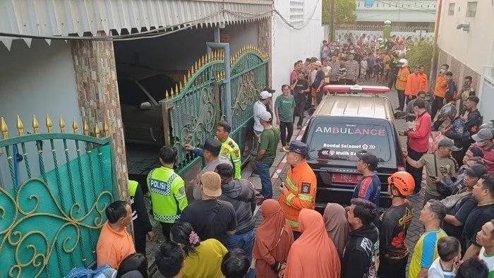 Dua Kakak Adik Tewas dalam Kebakaran Rumah di Surabaya, Diduga Terjebak di Kamar Terkunci