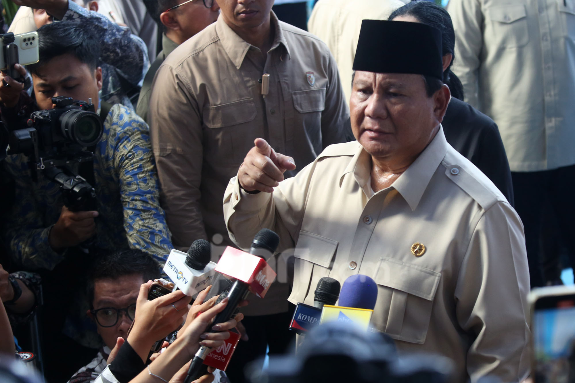 Prabowo Sentil Pengusaha RI: Jualan di Sini, Simpan Duit di Luar