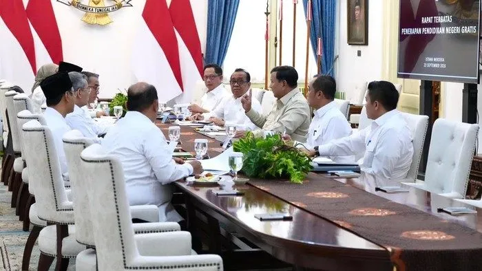 Prabowo Bahas Percepatan Pendidikan Gratis, Pemerintah Matangkan Kuliah PTN Tanpa Biaya