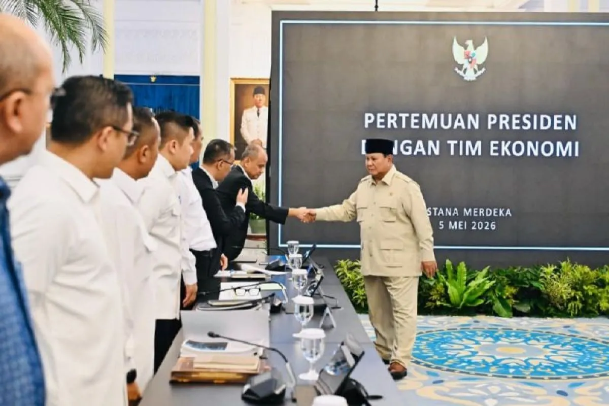 Prabowo Perintahkan Penguatan Ekonomi Nasional Tanggapi Dampak The Fed